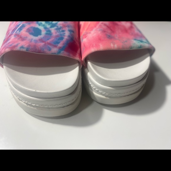 J Slides Blue Pink Tie Dye Brit Stretch Chunky Platform Slip On Sandals NWOT 8.5 - Picture 10 of 16